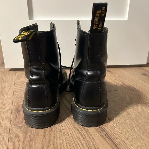 Doc Martens - Picture 4 of 4